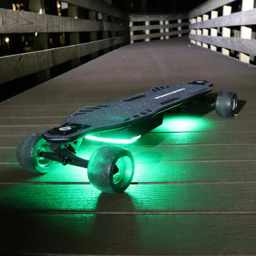 iSinwheel V8 Electric Skateboard – 12 Mile Range | 28 MPH Top Speed | Dual 600W Performance